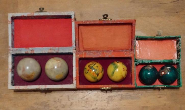 3x set vintage Chinese baoding meditatie ballen, Antiek en Kunst, Curiosa en Brocante, Ophalen