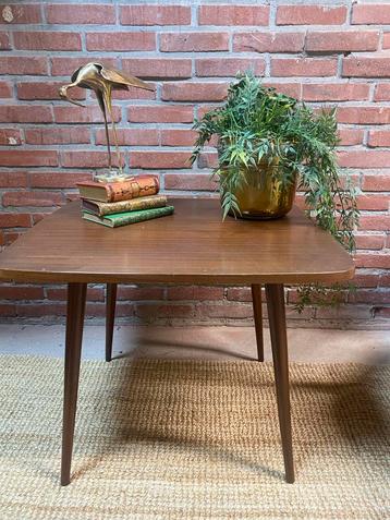 Vintage Houten  Deens Bijzettafel beschikbaar voor biedingen