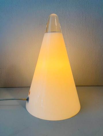 Jaren 80 Ilu glazen teepee cone lamp  beschikbaar voor biedingen