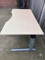 Ahrend bureau, Ophalen, In hoogte verstelbaar, Zo goed als nieuw