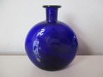 Vintage kobalt blauw Hadeland glas vaas fles 1969 art glass, Antiek en Kunst, Ophalen of Verzenden