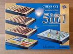 5 in 1 chess set, Hobby en Vrije tijd, Gezelschapsspellen | Bordspellen, Ophalen of Verzenden, Zo goed als nieuw