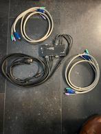 4 poorts KVM schakelaar incl 4 sets kabel, Ophalen of Verzenden, Gebruikt