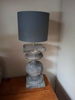Mooie balusterlamp met lampenkap, Gebruikt, Klassiek, Ophalen of Verzenden, Stof