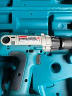 Makita, Doe-het-zelf en Verbouw, Gereedschap | Boormachines, Boormachine, Gebruikt, Ophalen of Verzenden, Minder dan 400 watt