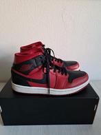 NIKE AIR JORDAN 1 MID.  maat 40.5, Kleding | Heren, Schoenen, Ophalen of Verzenden, Zo goed als nieuw