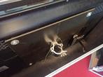 Flightcase met TV en voet, Ophalen, Zo goed als nieuw
