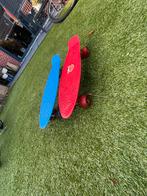 Twee Skateboarden - Rood & Blauw, Ophalen of Verzenden, Gebruikt, Skateboard