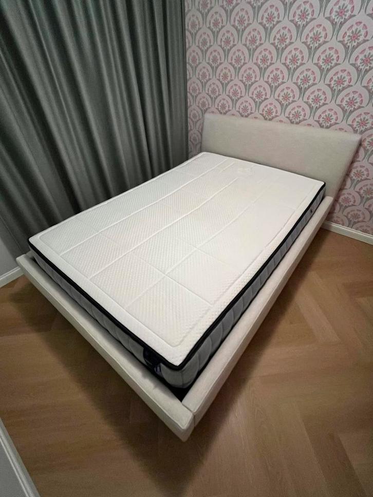 Auping 'Elysium' matras, 140cmx210cm, soepele hardheid, Huis en Inrichting, Slaapkamer | Matrassen en Bedbodems, Zo goed als nieuw