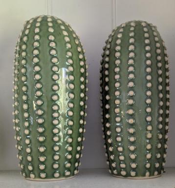 Ikea cactus beeldjes 2x beschikbaar voor biedingen