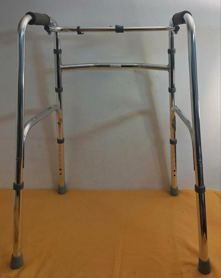 Opvouwbaar looprek  maximaal gewicht 150 kg  Zilver de loopr, Diversen, Looprekken, Zo goed als nieuw, Lichtgewicht, Ophalen