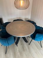 Mooie ronde tafel met 4 poot. Betonlook, 100 tot 150 cm, Rond, Ophalen of Verzenden, Zo goed als nieuw