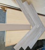 Circa 30 m2 gebruikte visgraat laminaat Douwes Dekker., Huis en Inrichting, Stoffering | Vloerbedekking, Ophalen, Gebruikt, 25 tot 50 m²