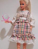 Jurk en spiegel voor barbie sindy fleur excl pop, Ophalen of Verzenden, Gebruikt, Kleertjes
