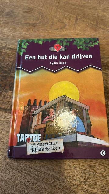 L. Rood - Een hut die kan drijven beschikbaar voor biedingen