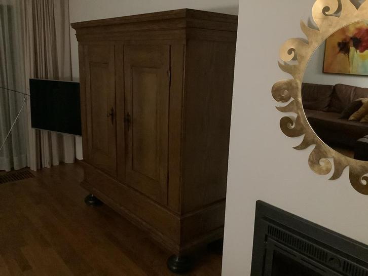 ANTIEKE EIKENHOUTEN KAST, Antiek en Kunst, Antiek | Meubels | Kasten, Ophalen