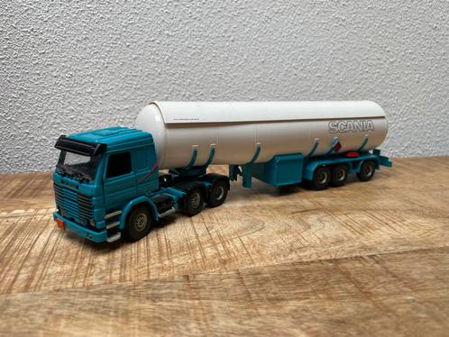 Tekno Scania 143m 6x2 met lpg gastankoplegger demo, Hobby en Vrije tijd, Modelauto's | 1:50, Zo goed als nieuw, Bus of Vrachtwagen