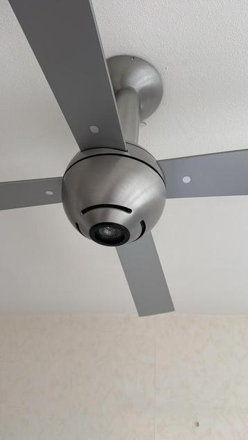 Plafondventilator met lamp & afstandsbediening, modern beschikbaar voor biedingen