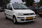 Fiat Panda 1.1 ACTUAL | PANORAMADAK | EL PAKKET (bj 2010), Voorwielaandrijving, Stof, Zwart, 4 stoelen
