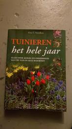 Boek Tuinieren het hele jaar, Ophalen of Verzenden, Zo goed als nieuw, Klaas T. Noordhuis, Tuinieren en Tuinplanten