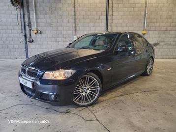 BMW 325i M pakket /Automaat/Panodak/Dealer onderhouden! beschikbaar voor biedingen