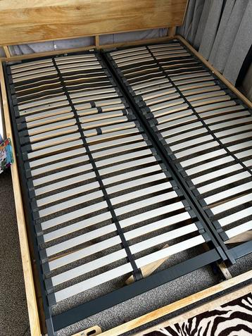 Twee Bossflex 400 Lattenbodems 80cm beschikbaar voor biedingen