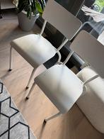 2 Vintage schoolstoelen wit geverfd en stabelbaar, Huis en Inrichting, Stoelen, Ophalen, Gebruikt, Twee, Wit