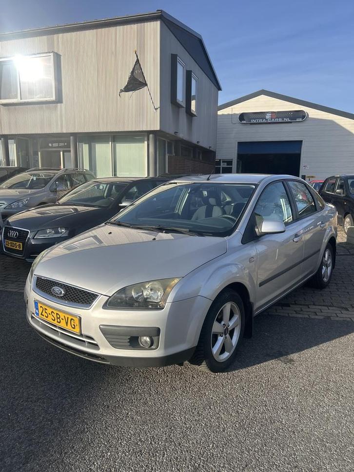 Ford Focus 1.6-16V First Edition 4 Deurs sedan. Airco,naviga, Auto's, Ford, Bedrijf, Te koop, Focus, ABS, Airbags, Airconditioning