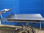 Veterinaire operatietafel V-top elektrisch bediend, Niet ingevuld, Niet ingevuld, Niet ingevuld