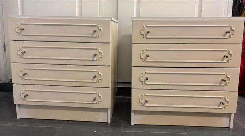2 schattige vintage nachtkastjes jaren ‘70 60H x 56B x 37,5D, Huis en Inrichting, Slaapkamer | Nachtkastjes, Zo goed als nieuw