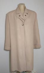 Beige haute couture robe van 100% zijde van Edgar Vos, Verzenden, Zo goed als nieuw, Maat 46/48 (XL) of groter, Beige