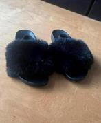 Hippe beebjes slippers maat 34, Meisje, Hippe Beebjes, Overige typen, Ophalen of Verzenden