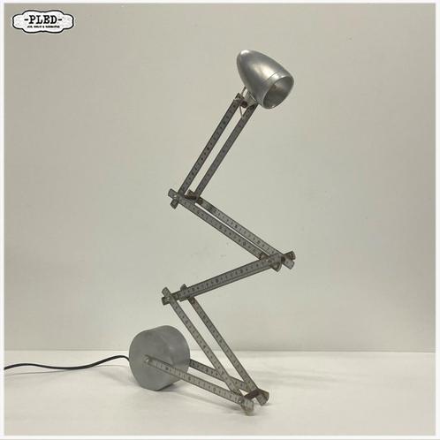 AHA (XX) Demeter Halogeen tafellamp - 1980 vintage, Huis en Inrichting, Lampen | Tafellampen, Gebruikt, 75 cm of meer, Metaal
