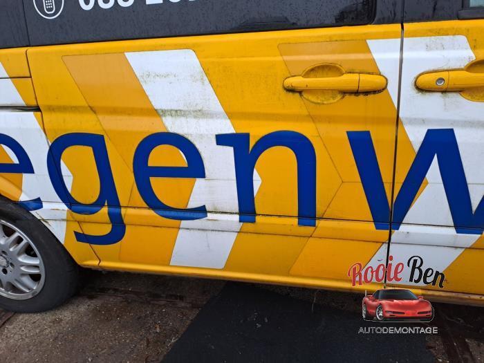Schuifdeur rechts van een Mercedes Viano, Auto-onderdelen, Carrosserie en Plaatwerk, Deur, Mercedes-Benz, Gebruikt, 3 maanden garantie