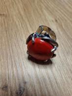 Ring met rode steen maat universeel, Ophalen of Verzenden, Zo goed als nieuw, Zilver, Overige merken