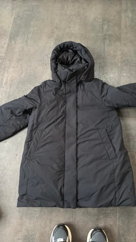 Uniqlo zwarte damesjas, Kleding | Dames, Jassen | Winter, Ophalen, Zo goed als nieuw, Maat 36 (S), Zwart