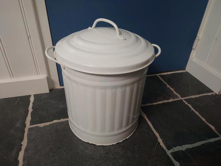 IKEA Knodd prullenbak, zgan, Huis en Inrichting, Woonaccessoires | Prullenbakken, Zo goed als nieuw, Metaal, Minder dan 50 cm