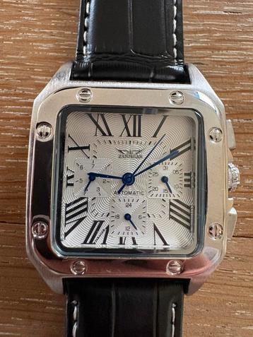 Jaragar horloge vierkant beschikbaar voor biedingen