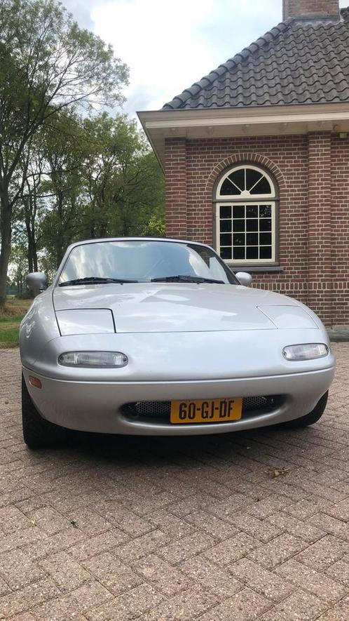 Mazda miata MX5 1991 Grijs stuurbekracht, cruiscontrol, Auto's, Mazda, Particulier, Overige modellen, Benzine, Cabriolet, Zilver of Grijs