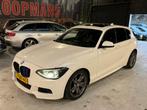 BMW 1-Serie 116I 100KW 5DR Aut8 2013 M-PAKKET/LED/PANO/VOLLL, 136 pk, Zwart, 4 cilinders, Wit