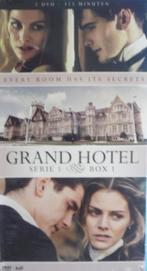 2 DVD Drama: Grand Hotel serie 1 box 1; gesealed., Ophalen of Verzenden, Vanaf 12 jaar, Drama, Nieuw in verpakking