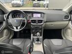 Volvo V40 1.6 T3 Momentum | Navi | Achteruitrijcamera |, Auto's, Voorwielaandrijving, Gebruikt, 4 cilinders, 150 pk