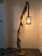 Landelijke staande lamp van drijfhout boomstam, Huis en Inrichting, Lampen | Vloerlampen, Nieuw, Ophalen of Verzenden, 150 tot 200 cm