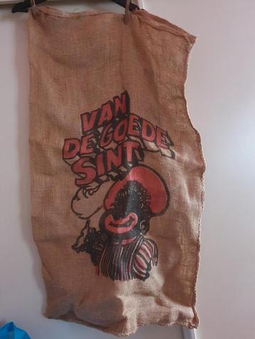 2 Jute Sinterklaas Zakken beschikbaar voor biedingen