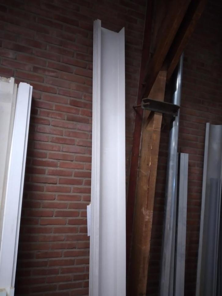 Dakgoot Kunststof 3x3 meter., Doe-het-zelf en Verbouw, Buizen en Afvoer, Zo goed als nieuw, Dakgoot, Overige materialen, 2 tot 4 meter