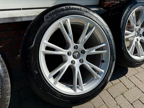 Tesla model Y Gemini velgen set met banden 255/45R19, Auto-onderdelen, Banden en Velgen, Banden en Velgen, Zomerbanden, 19 inch