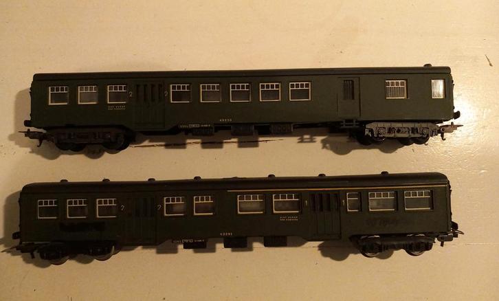 Lima nmbs m2 rijtuigen, 1x AB en 1x bagagewagon, Hobby en Vrije tijd, Modeltreinen | H0, Gebruikt, Wagon, Gelijkstroom, Lima, Ophalen