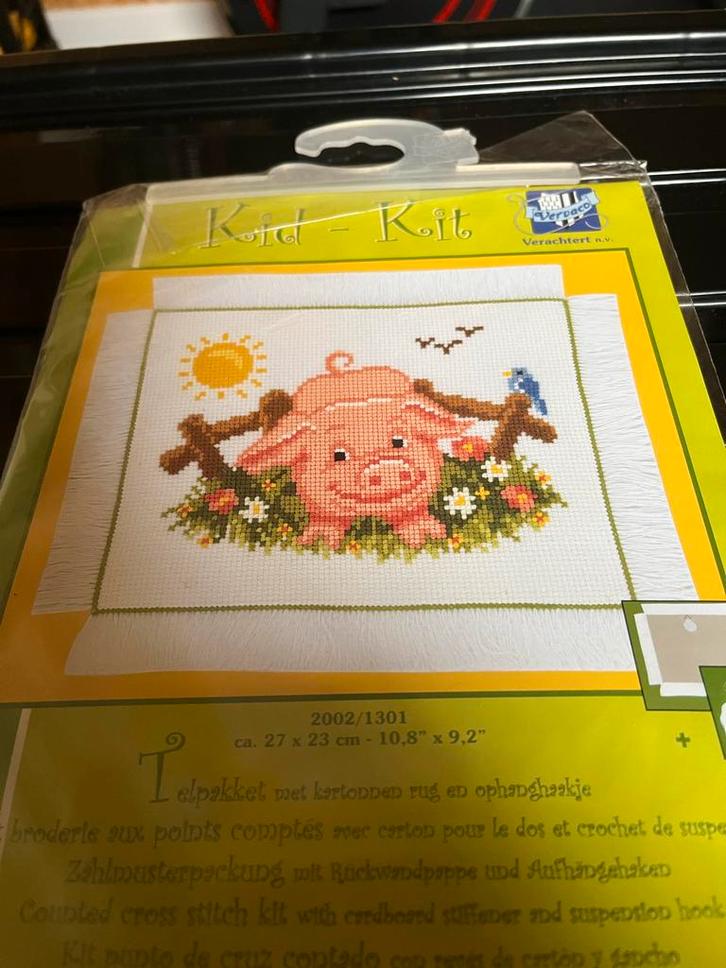Borduurpakket Varkentje - Nieuw!, Hobby en Vrije tijd, Borduren en Borduurmachines, Nieuw, Borduurpakket, Handborduren, Ophalen of Verzenden