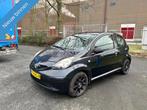 Toyota Aygo 1.0-12V Access ZO INGERUILD DUS ZO WEG PRIJSJE, Auto's, Toyota, Origineel Nederlands, Te koop, Benzine, 4 stoelen