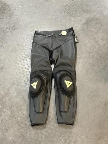 DAINESE SF, LAASTE MAAT: 46 beschikbaar voor biedingen